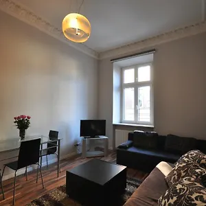 Hostel Yellow